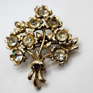 Vintage Goldtone Brooch 0001-0001